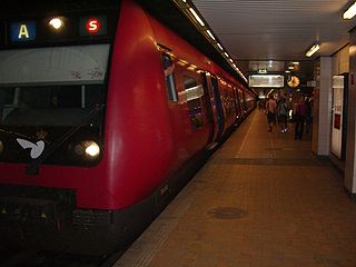 Bestand:S-Train on Nørreport platform.jpg