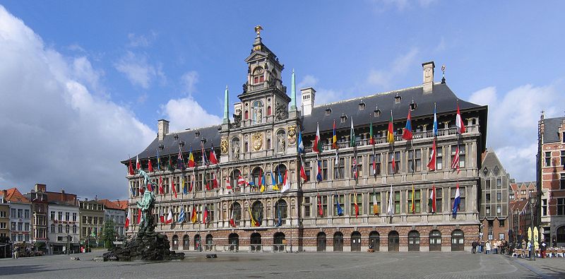 Bestand:Antwerpen Stadhuis.jpg