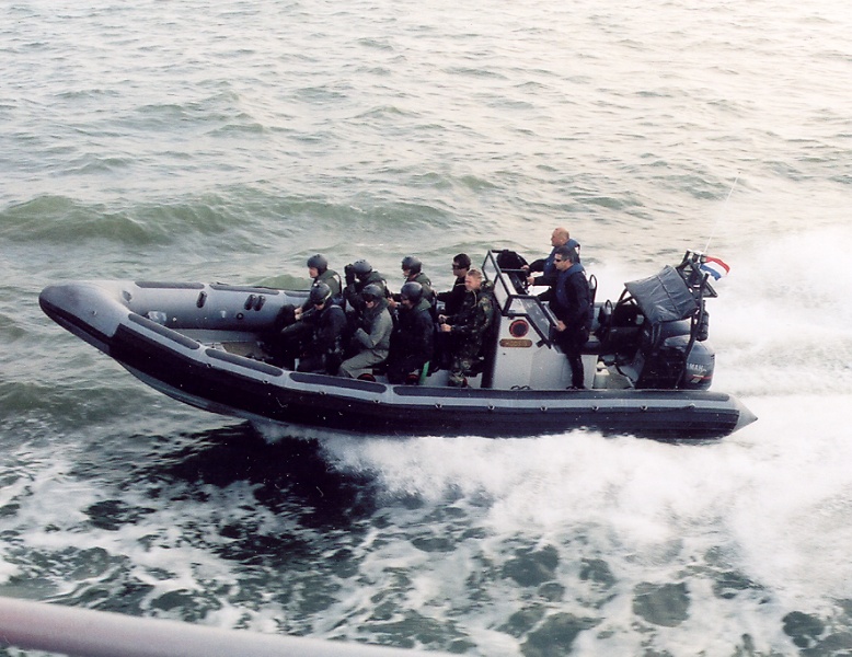Bestand:Rubberboot mariniers.jpg