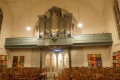 Het interieur met het orgel.