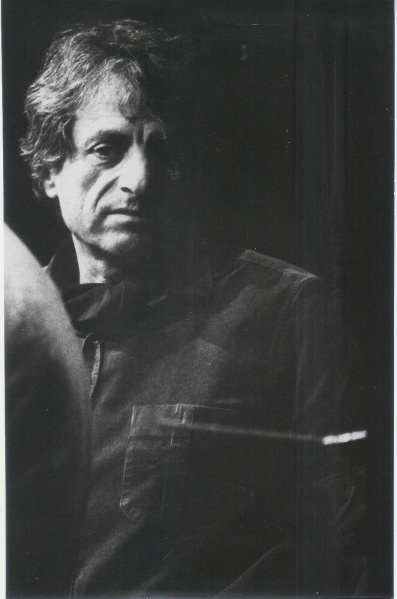 Bestand:Iannis Xenakis 1975.jpg