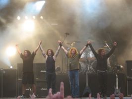 Megadeth live in 2005, oprichter en zanger Dave Mustaine, 2e van rechts