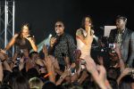 Miniatuur voor Bestand:800px-Flickr - nicogenin - Les Black Eyed Peas en concert au VIP Room Paris (15).jpg