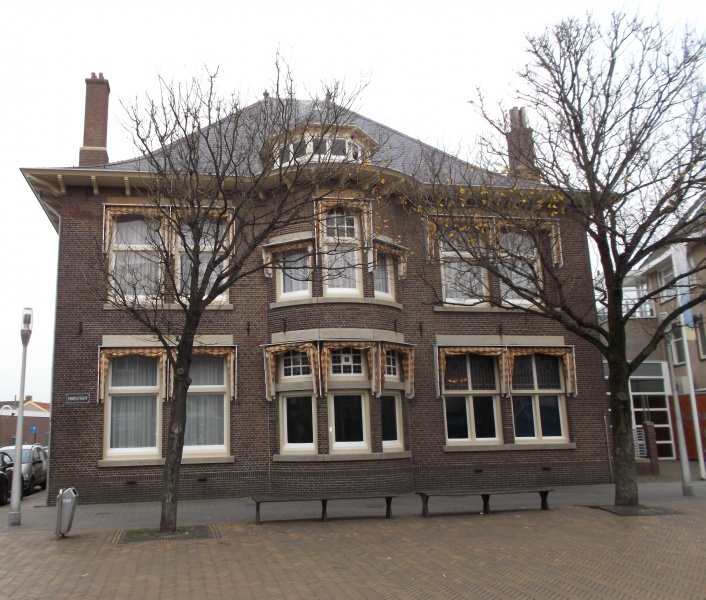 Bestand:Katwijks Museum 3 dec 2013.jpg