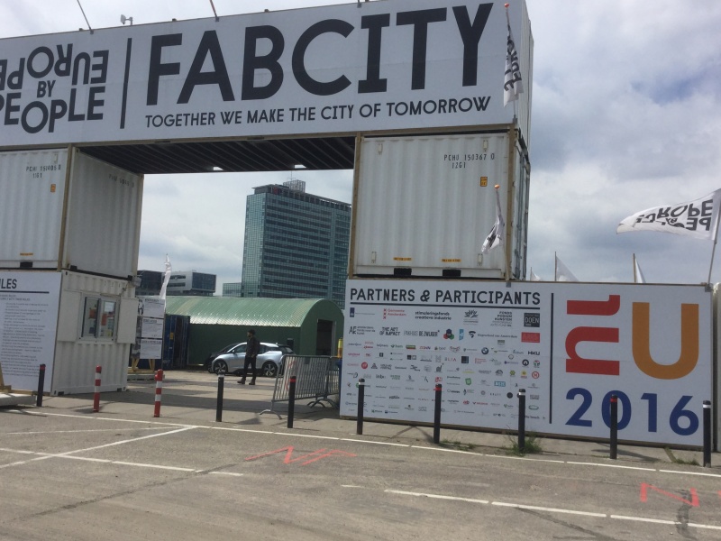 Bestand:Closing FabCity Amsterdam.jpg